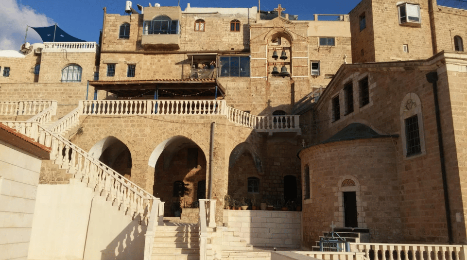 כנסיית-מאר-מכיאל_צילום-בתים-מבפנים-22-1